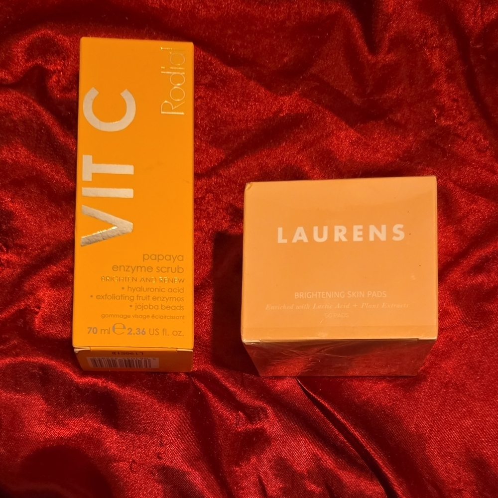 Rodial Vit C Papaya Enzyme Scrub - Orange
